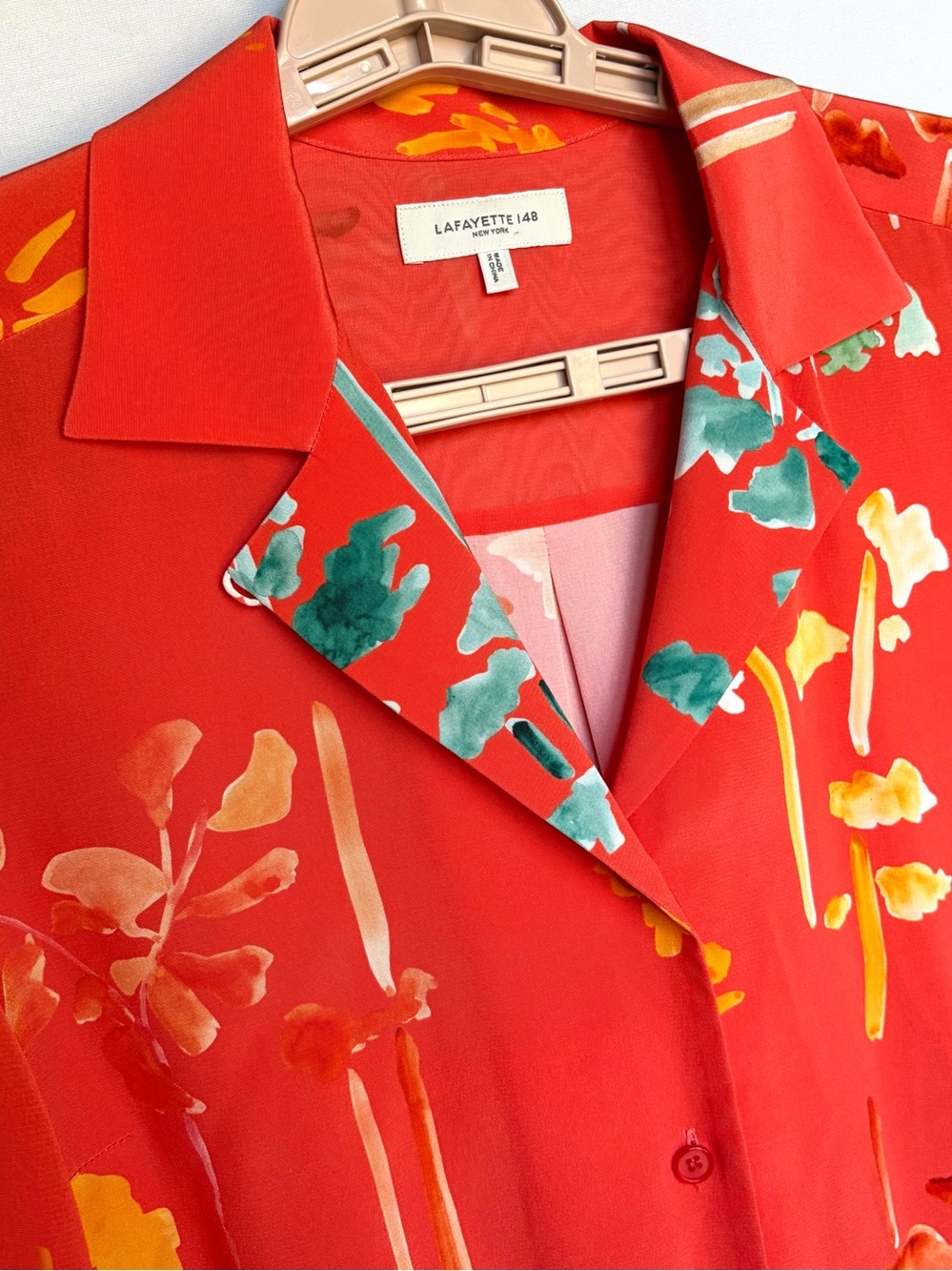 Lafayette 148 New York 100% Silk Abstract Floral Blouse Button Front Sz S Resort